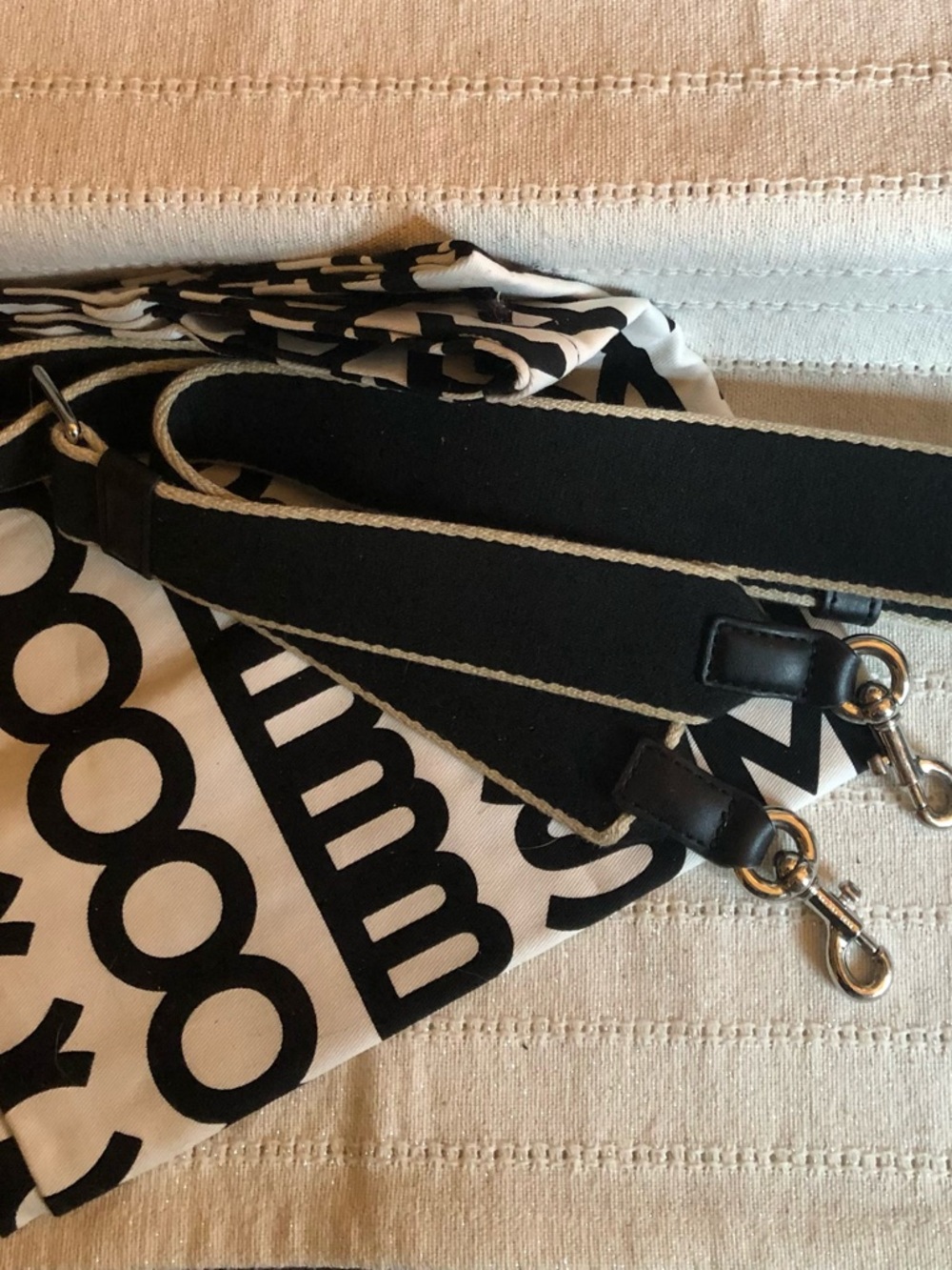 Marc Jacobs Black Canvas 'The Tote Bag' with Removable Strap - Picture 12 of 12